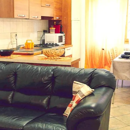 Apartamento Apartment With One Bedroom In Lido Di Ostia With Wonderful City View Balcony And Wifi 1 Km From The Beach *
